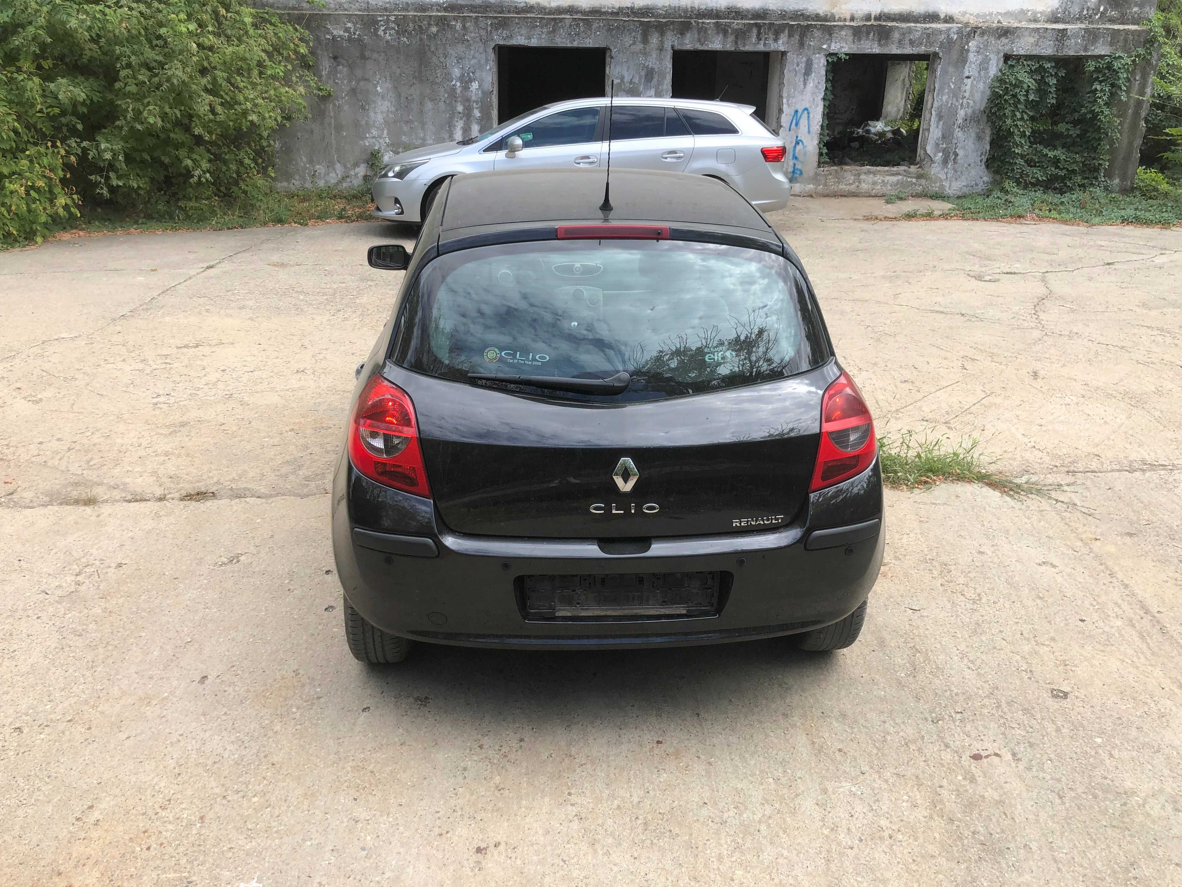 dezmembram renault clio 3 motor 1.5 dci K9K-J7