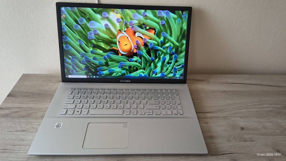 Laptop 17 asus preț 1000 lei