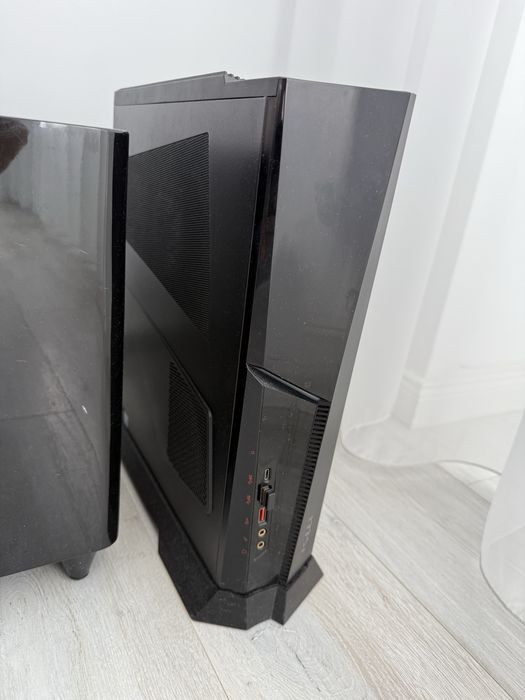 Super Unitate PC Gaming MSI Trident GTX1070 RGB