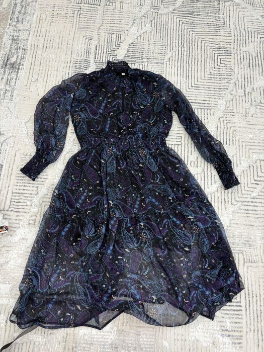 Продам б/у платья