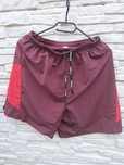 Pantaloni  Nike scurti superbi marime M