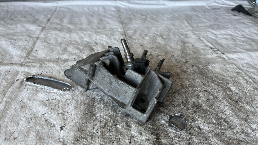 Nissan Qashqai J10 сензор за ниво