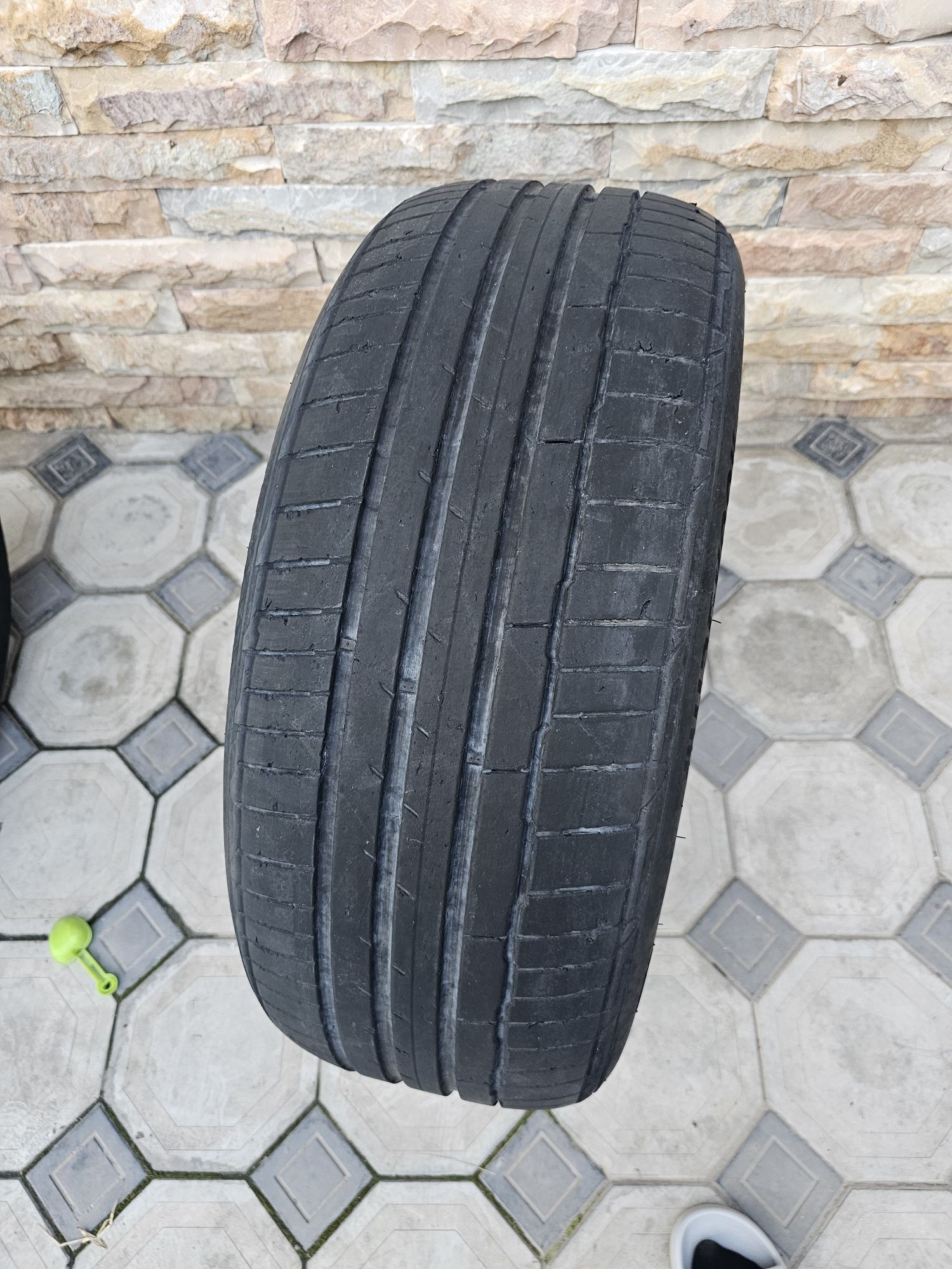 Продаётся 4 разноширокие шины Hankook Ventus S1 evo3.
