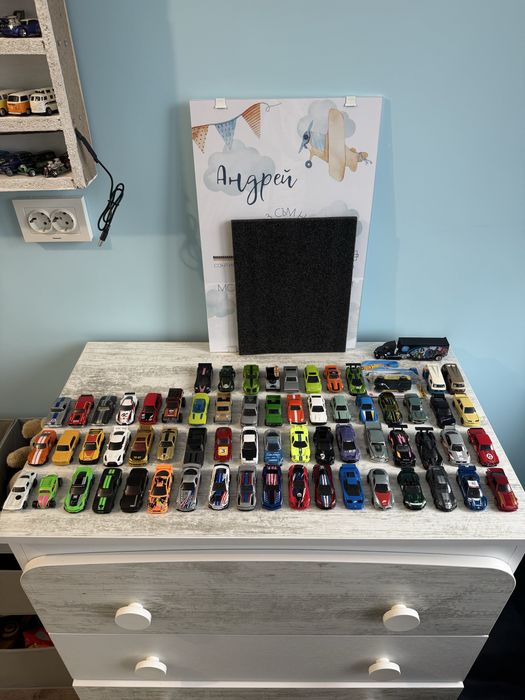 HOT WHEELS - колички