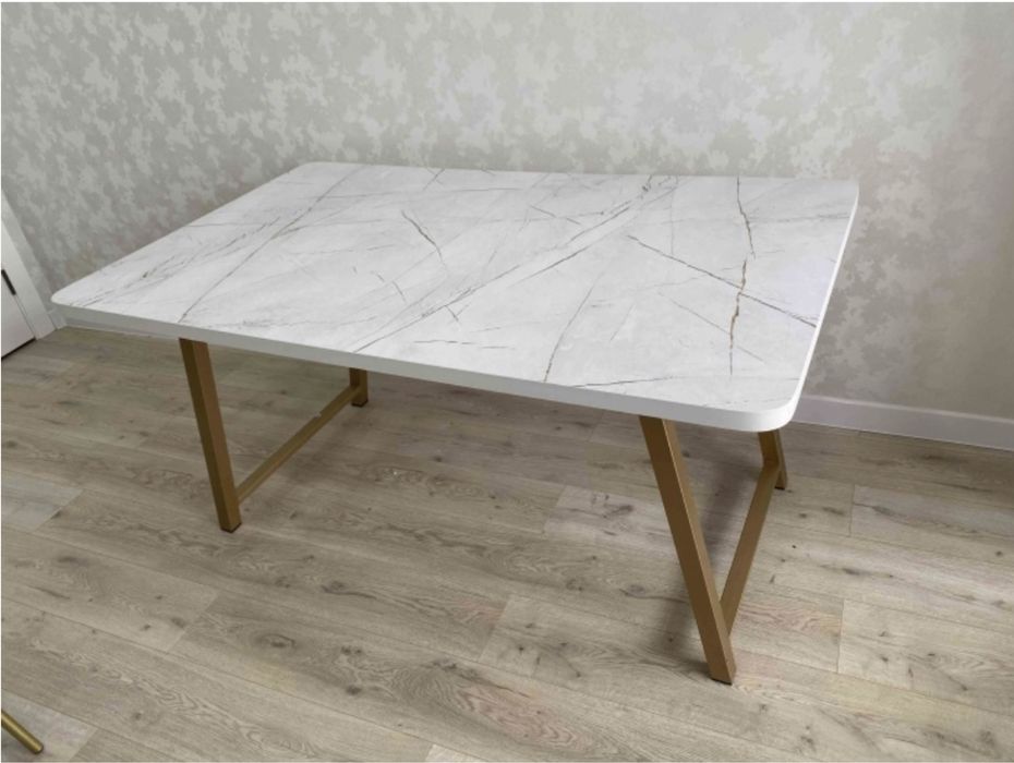 СРОЧНО ПРОДАЕТСЯ СТОЛ(состояние новый). Графит 150*90