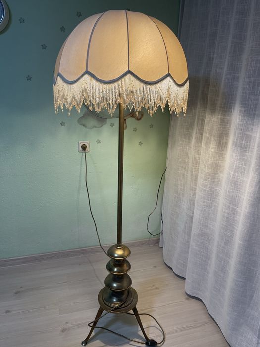 Старинен лампион