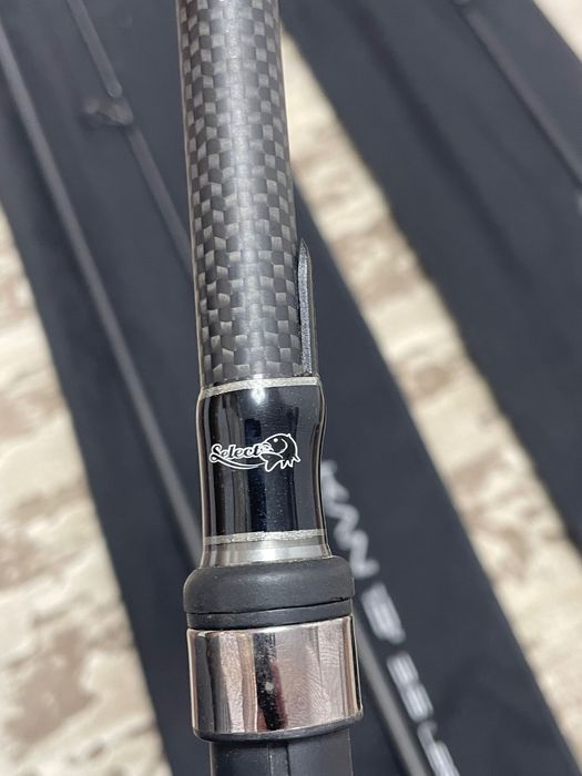 VÂND două lansete Select Baits Vulkan 3.96m/3.5lb cu inele de 50mm NOI