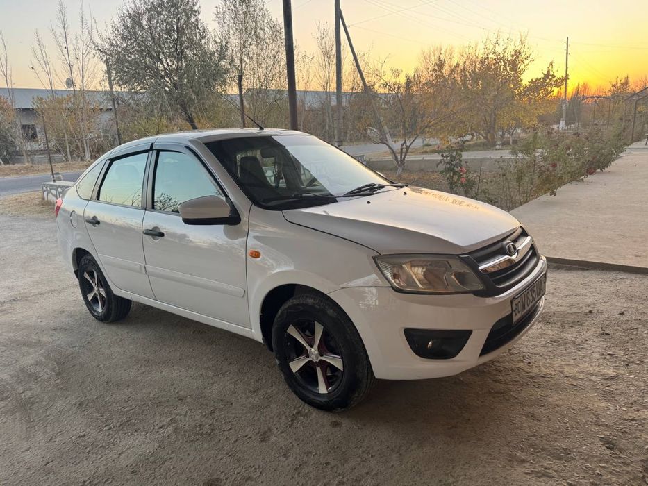 Лада гранта 2015 1.6 бензин метан