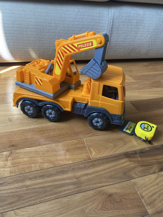 Машинка с ковшом