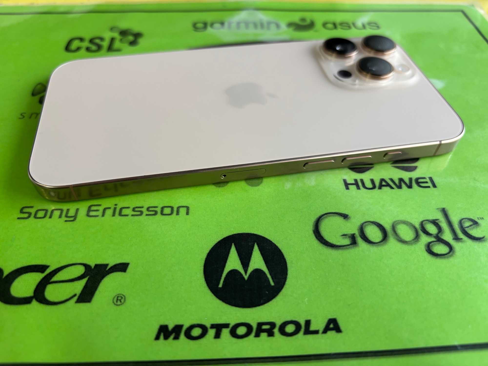 iPhone 16 Pro Max Desert 256gb фабрично отключен