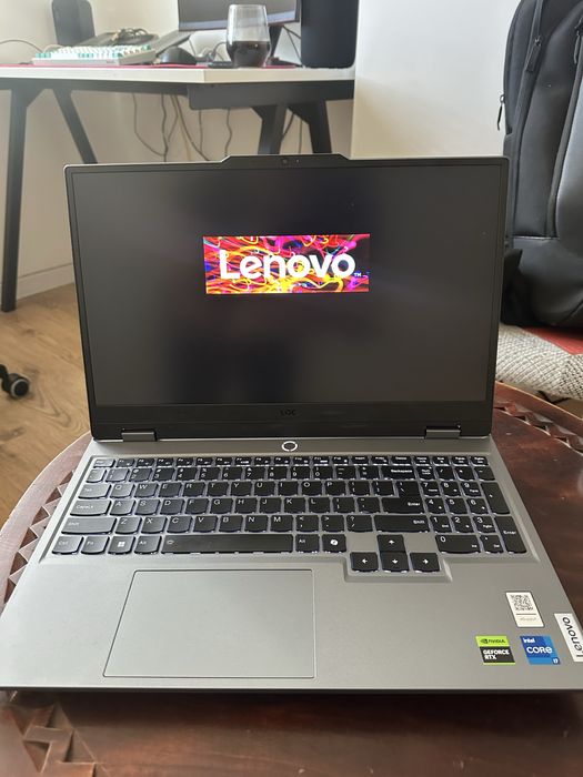 Laptop Gaming Lenovo LOQ