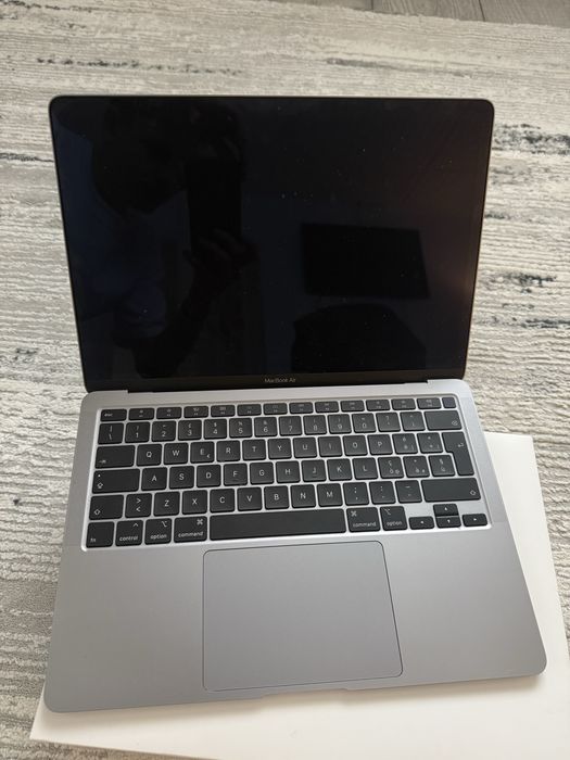 MacBook Air 2020 1.1 GHz Quad-Core Intel Core i5