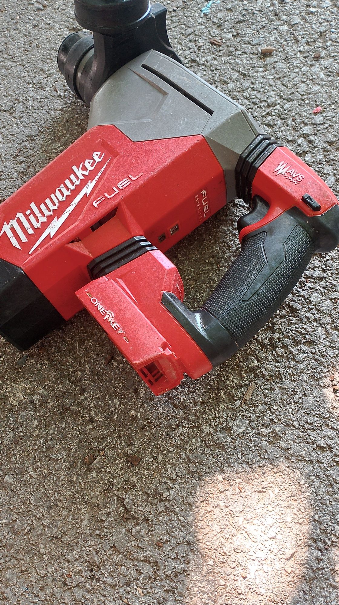 Акумулаторен перфоратор Milwaukee SDS-PLUS M18ONEFHP, SOLO,