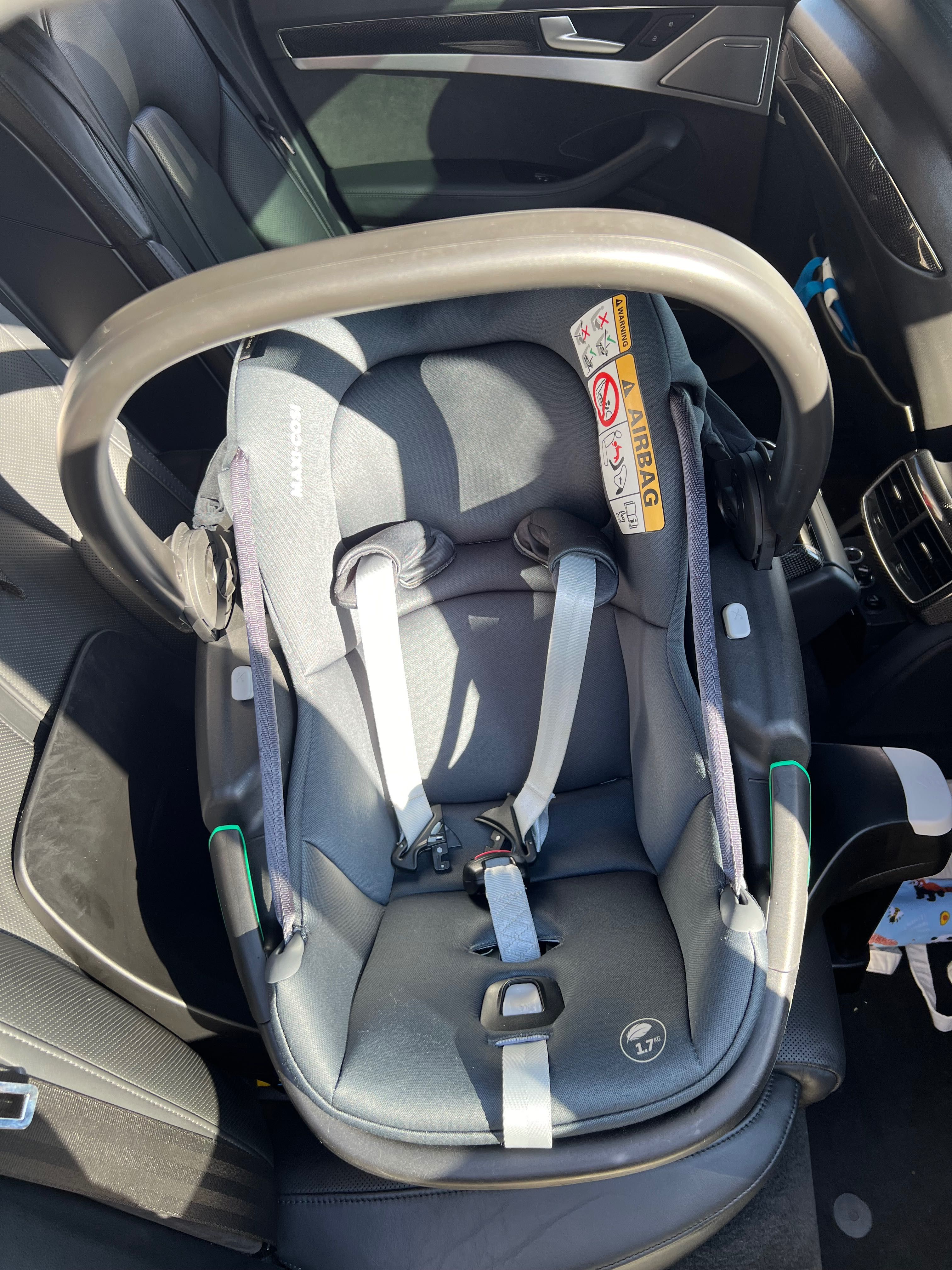 Maxi Cosi Coral 360 Essential Graphite