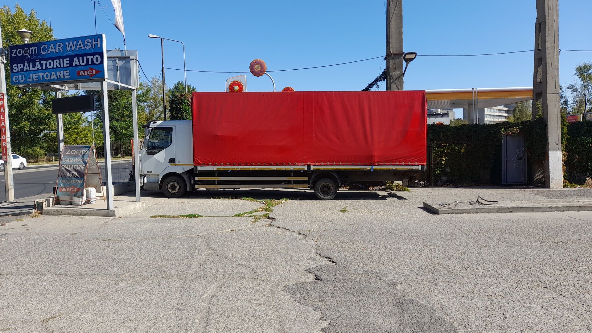 Vând camion  Renault midlum 180