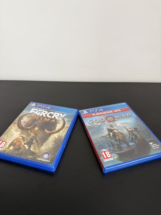 Far Cry Primal si God of War