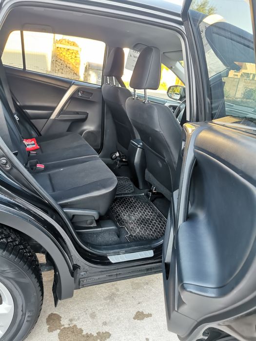Toyota rav4 de vanzare