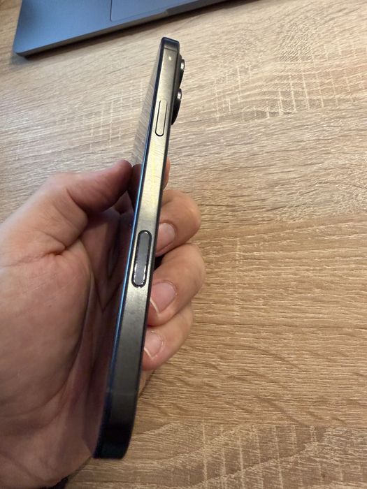 iPhone 16 PRO MAX 256GB, titanium black