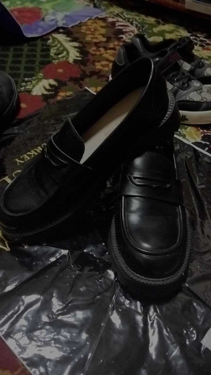 Обувь для мальчиков и девочек б/у