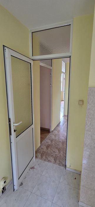 4 броя алуминиеви врати