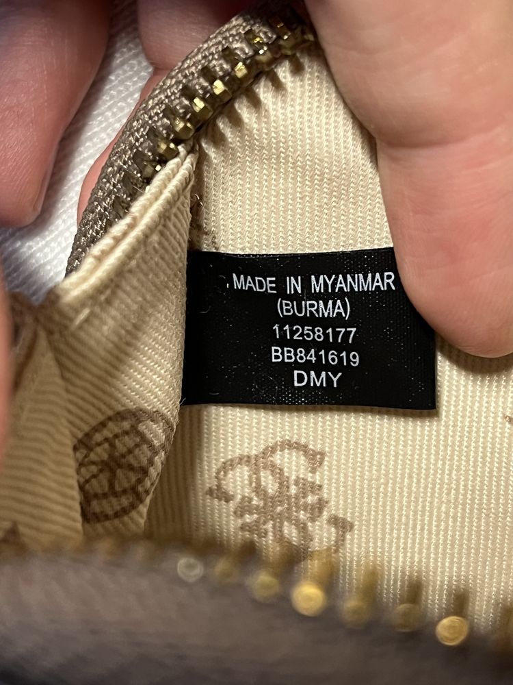 Сумка Guess