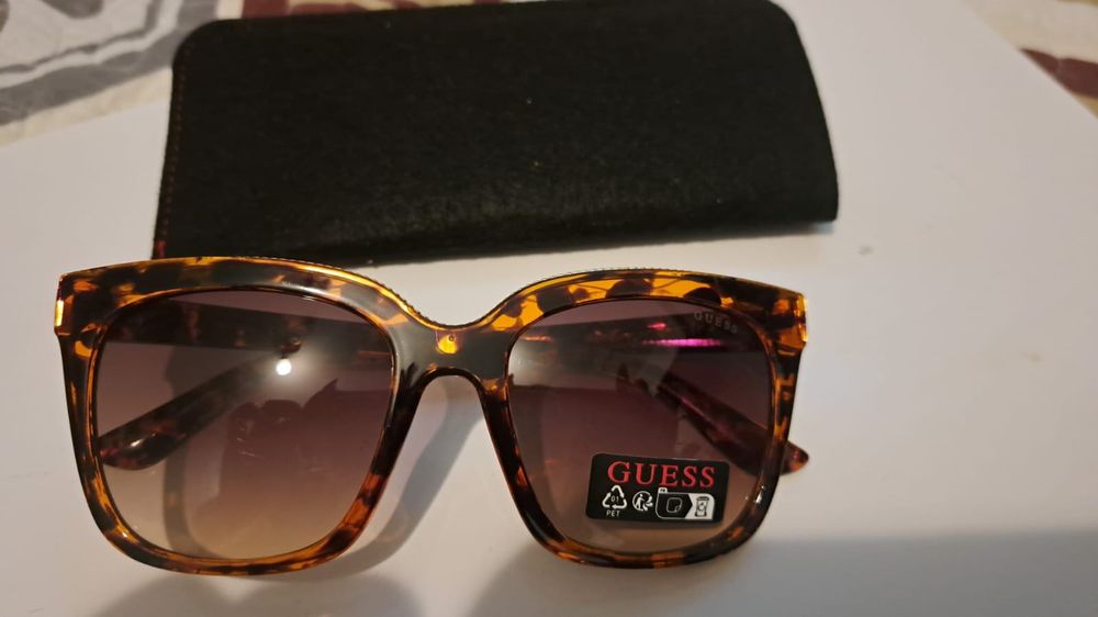 Ochelari de soare GUESS  DAMA
