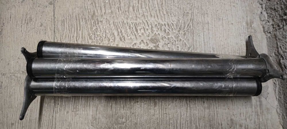 Picioare metalice reglabile, pentru mese din lemn sau PAL