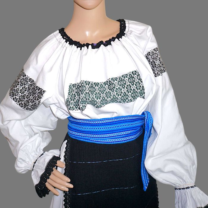 Costum popular autentic vechi din Transilvania , port popular XL-XXL