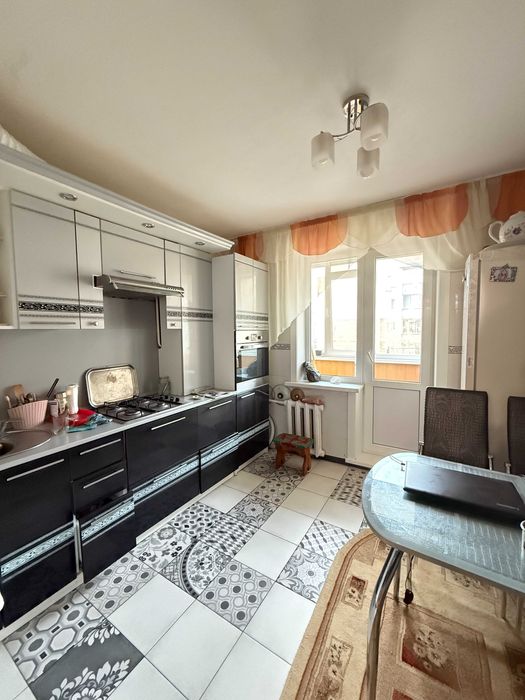 Продам 3х комнатную ЛЕНИНГРАДКУ