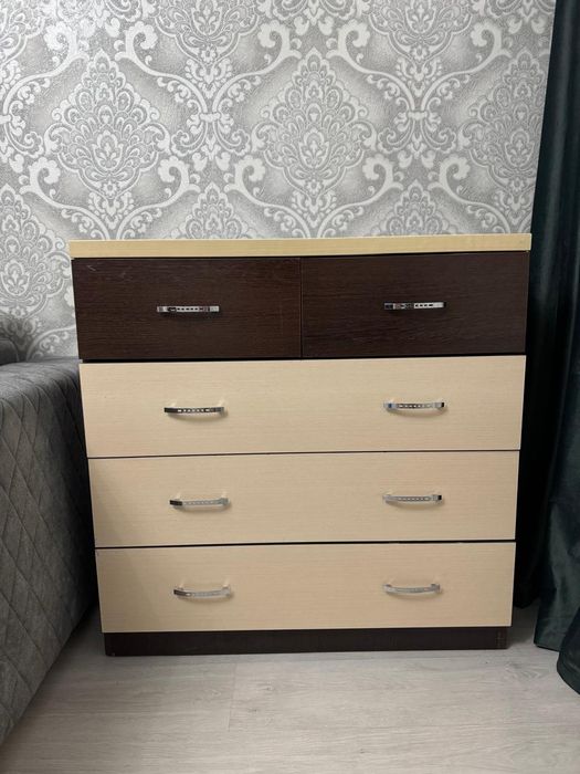 Продам комод б/у в хорошем состоянии
