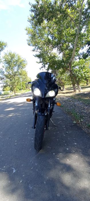 Мотоцикл спортбайк 250 кубов