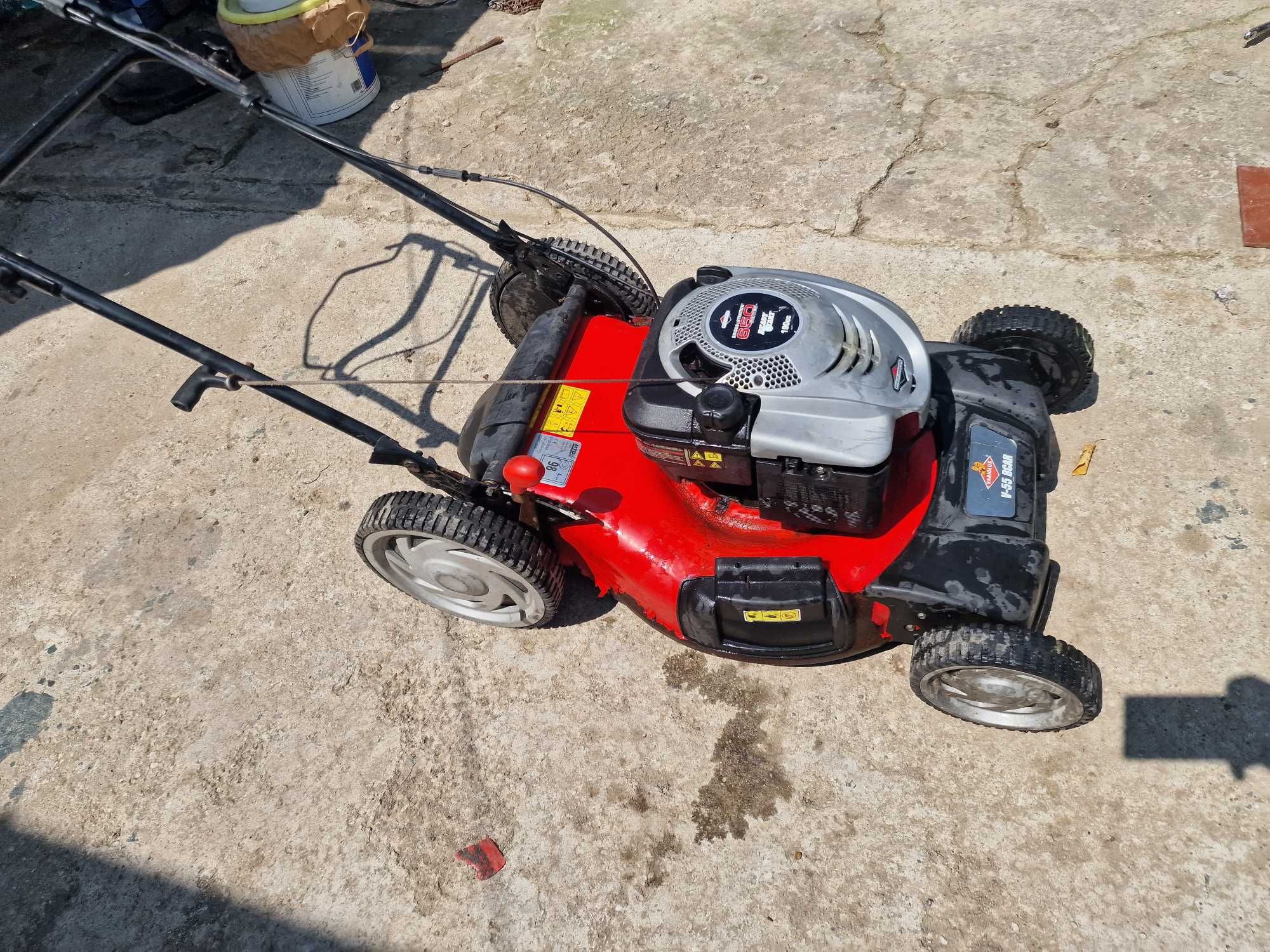 Masina de tuns iarba MTD pe ebnzina 4cp BRIGGS cu tractiun LATIME 55cm