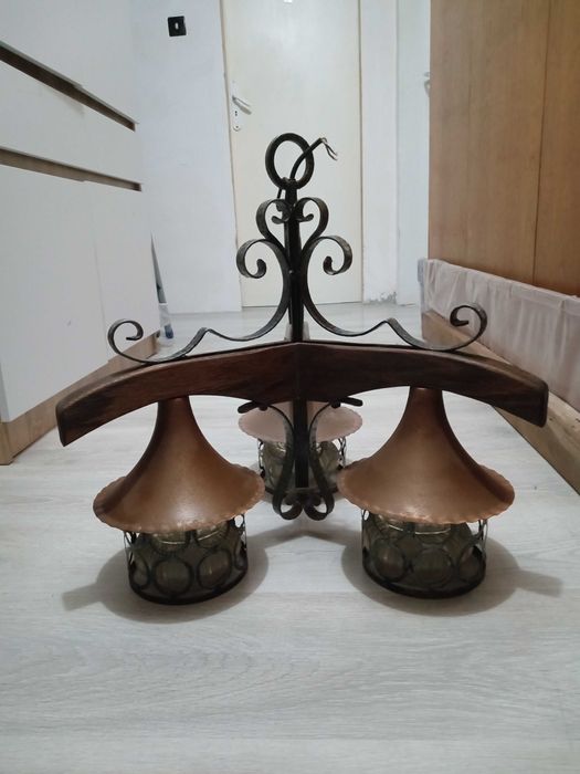 Полюлей с ковано желязо