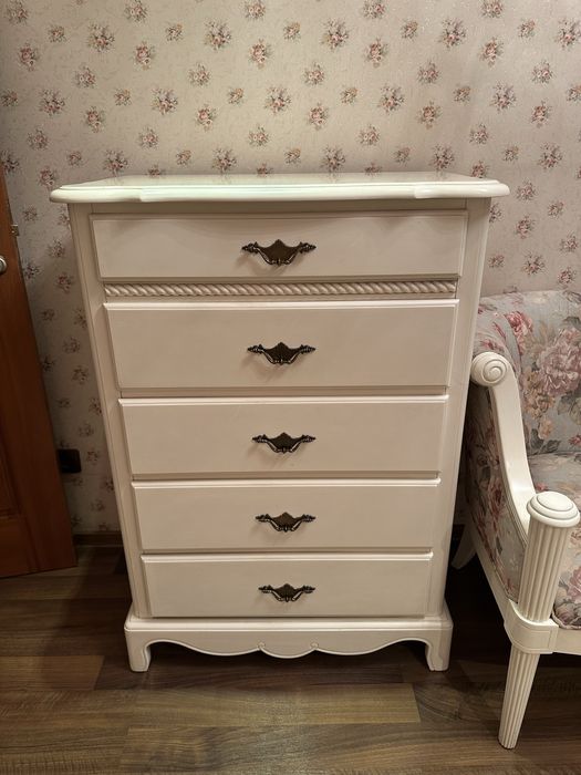 Комод для спальни бу