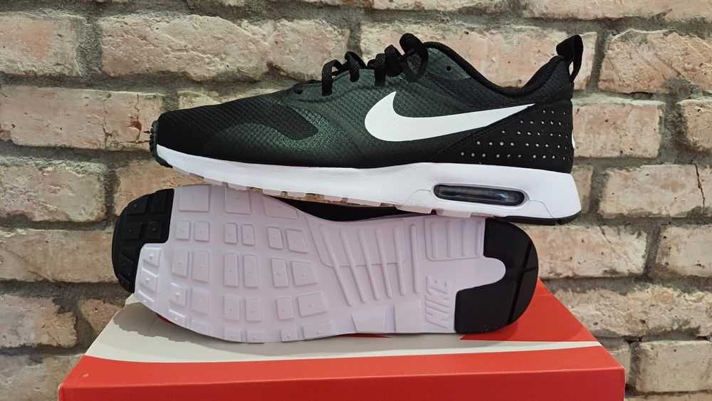 Nike Air Max Tavas