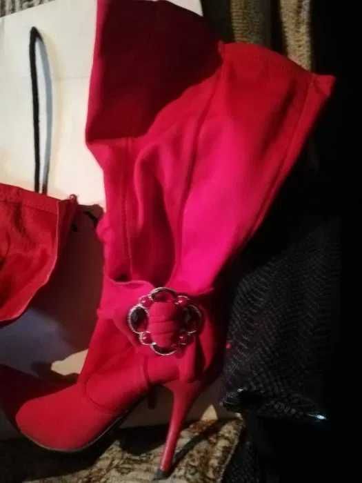 Vand cizme in stare buna