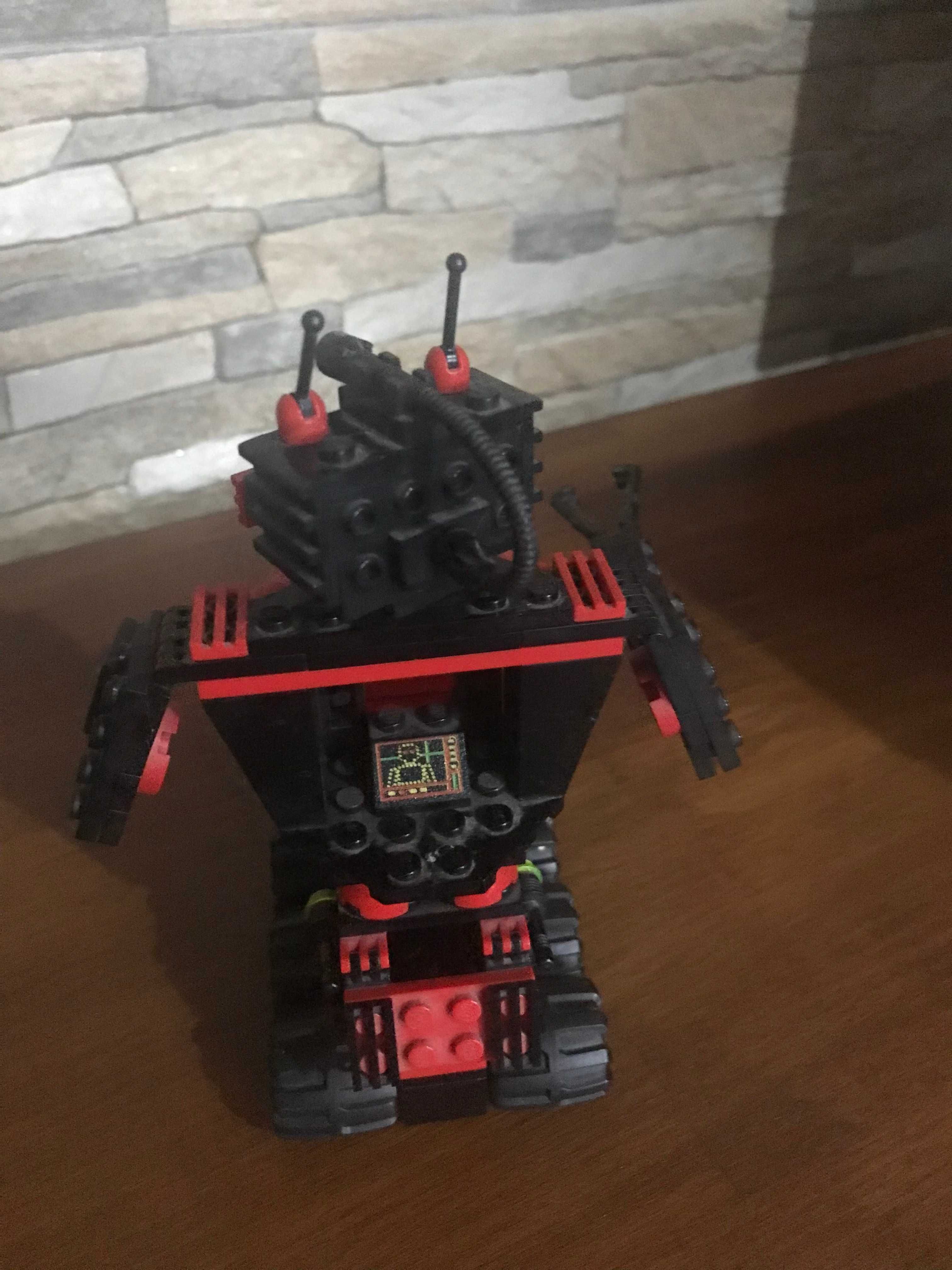 Robot LEGO tehnic model clasic