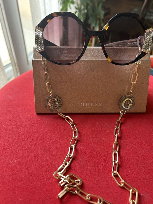 Оригинални слънчеви очила GUESS