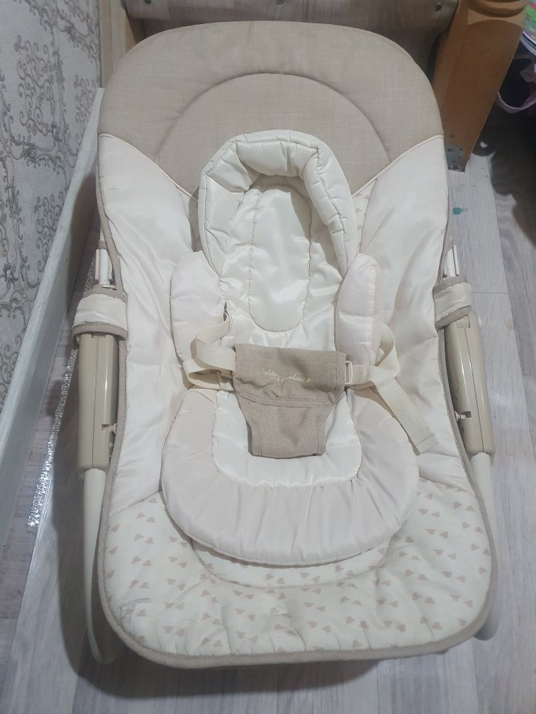Продам детскую люльку