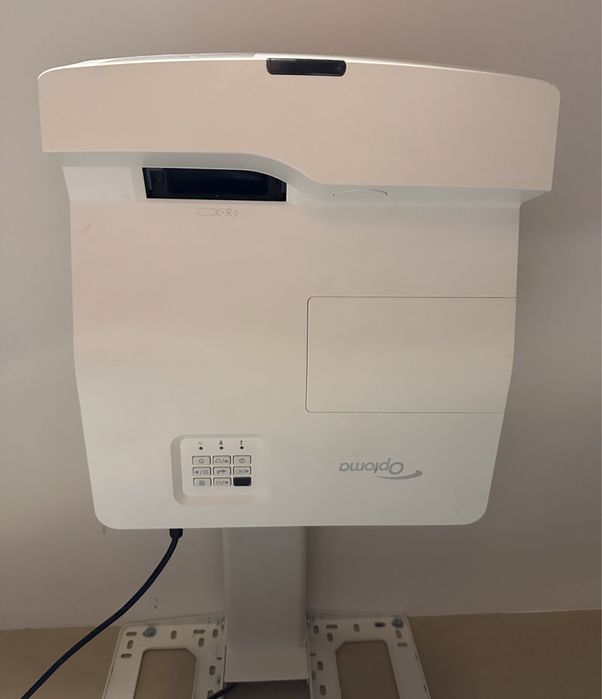 Pachet tabla interactiva + videoproiector Optoma