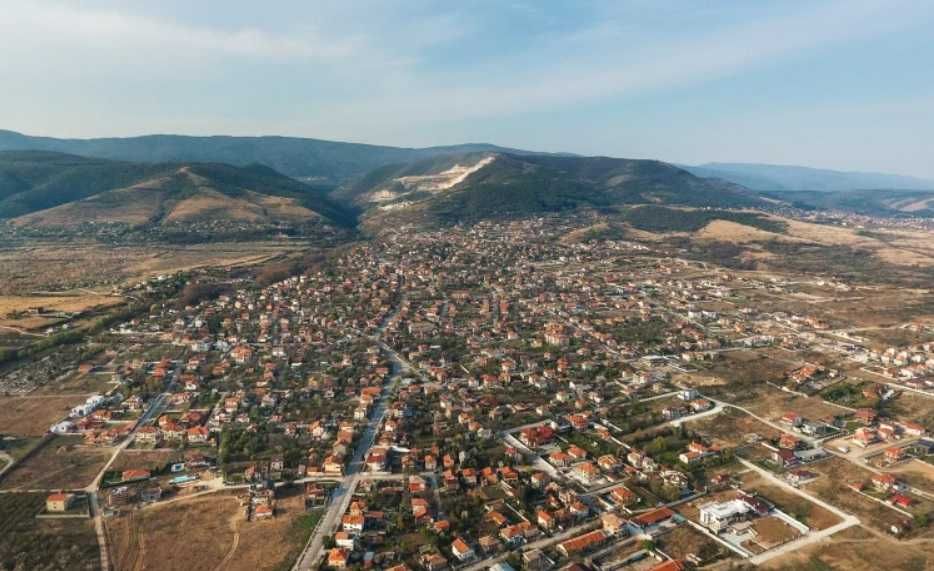 Продвам УПИ в село Белащица, Пловдив