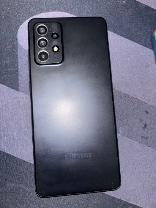 Телефон Samsung a72