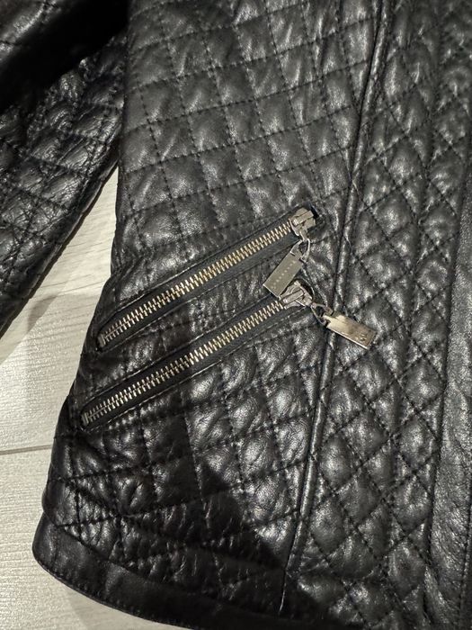 Кожанная куртка стеганныя
