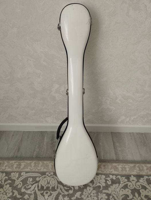 Домбыраға Футляр сатылады