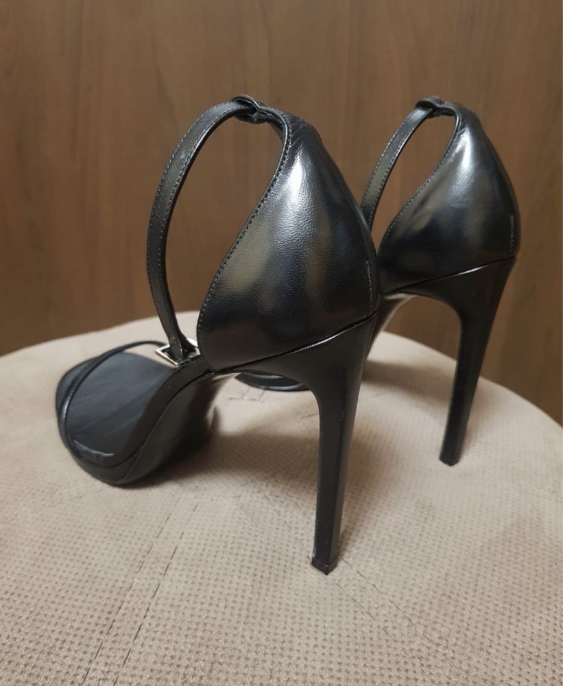 Sandale dama Yves Saint Laurent