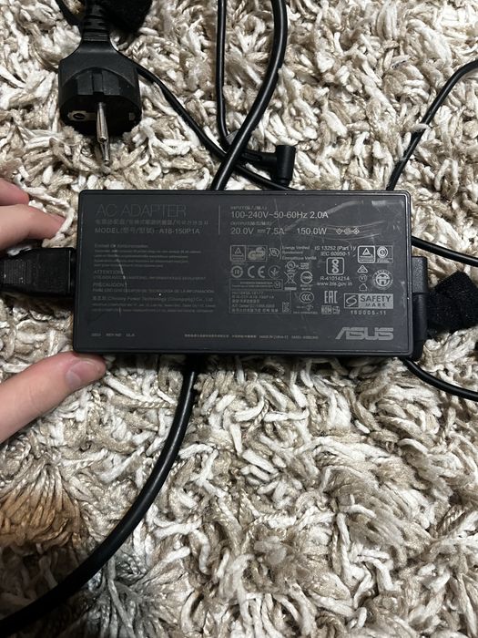 laptop de birou sau gaming asus