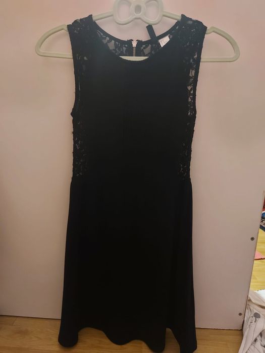 Rochie neagra de fata H&M