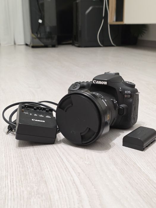 Camera foto Canon EOS 90D DSLR