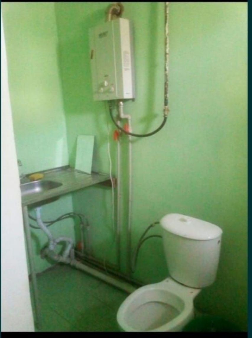 Тасбугет центр улкен магазин сатылады.200 кв.м