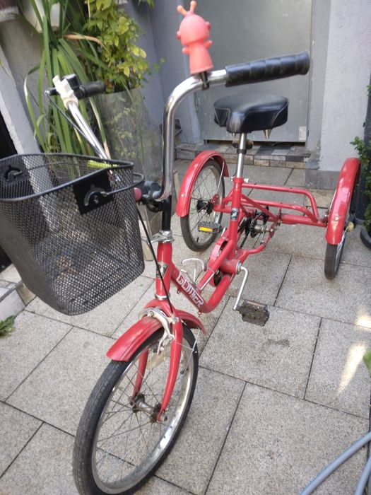 Vând tricicleta adulti